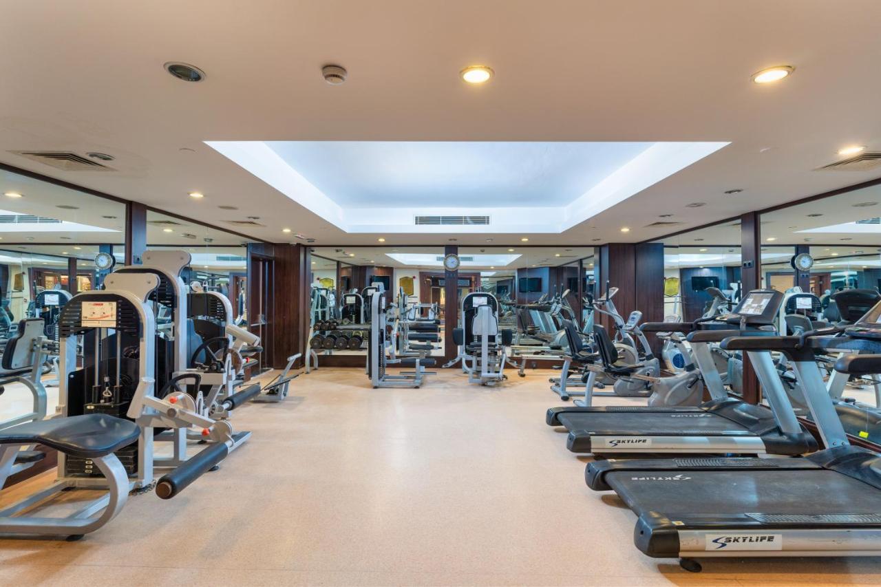 Oz Hotels Antalya Resort & Spa Adult Only 16 Exterior photo The gym at the hotel