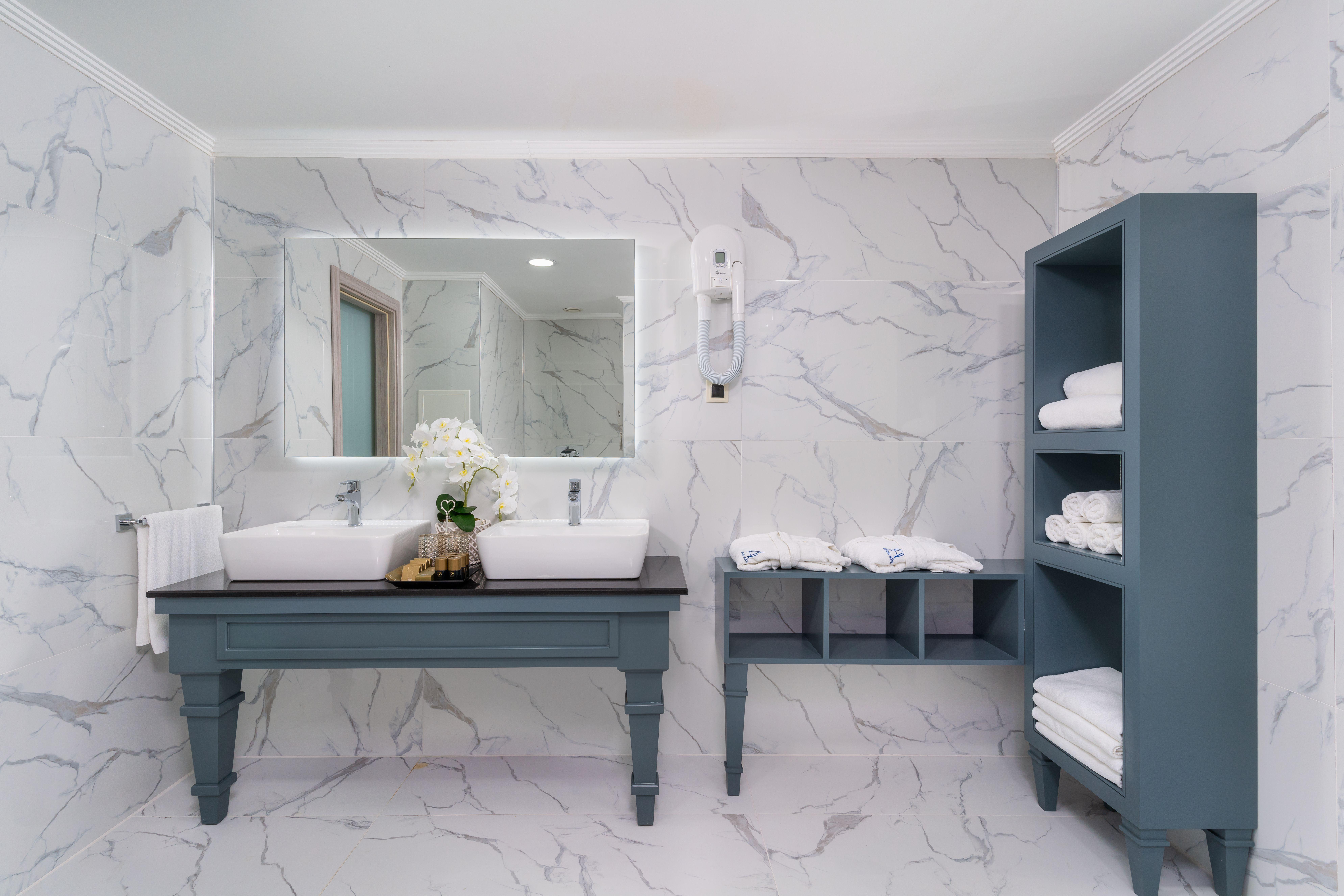 Oz Hotels Antalya Resort & Spa Adult Only 16 Exterior photo Bathroom