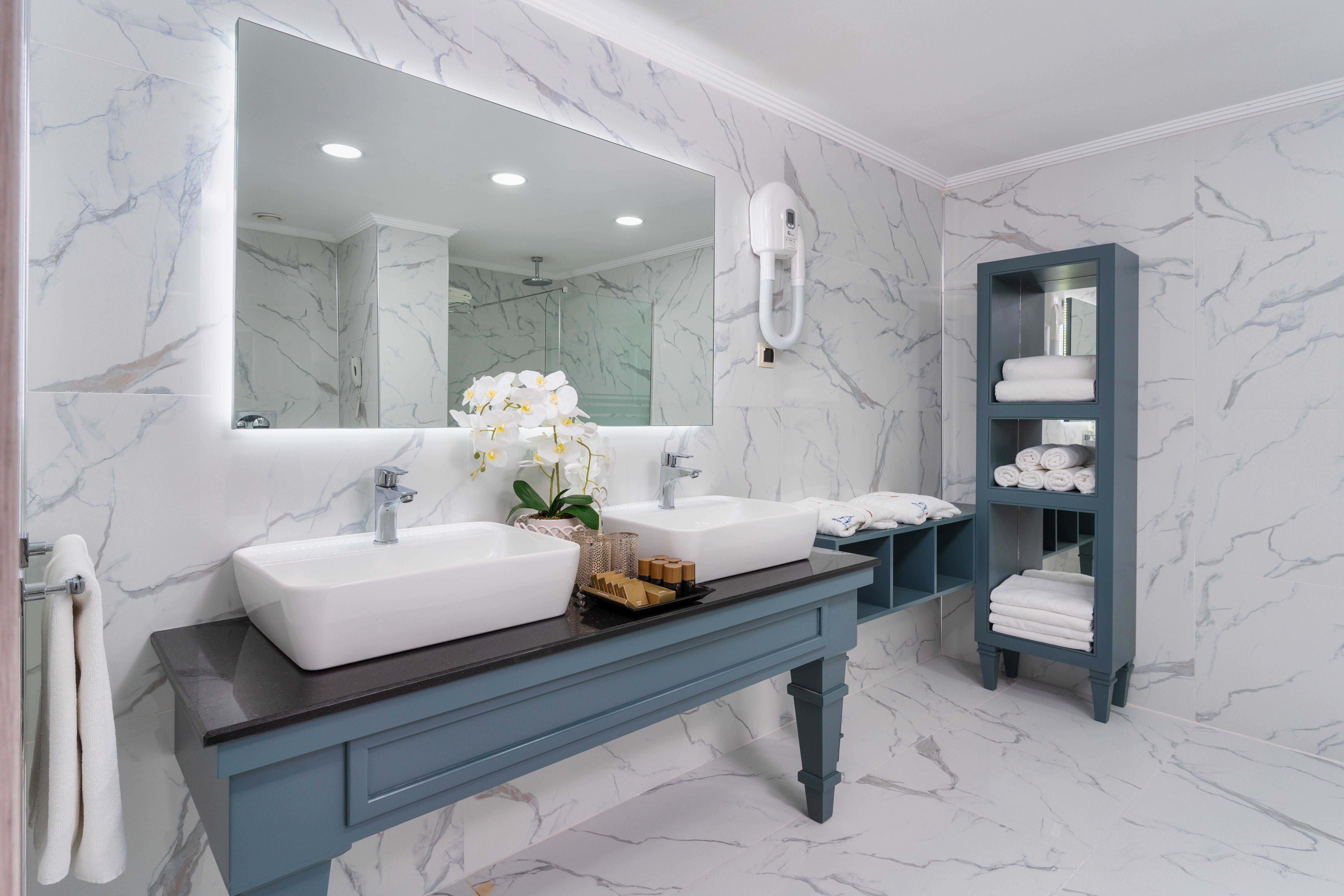 Oz Hotels Antalya Resort & Spa Adult Only 16 Exterior photo Bathroom