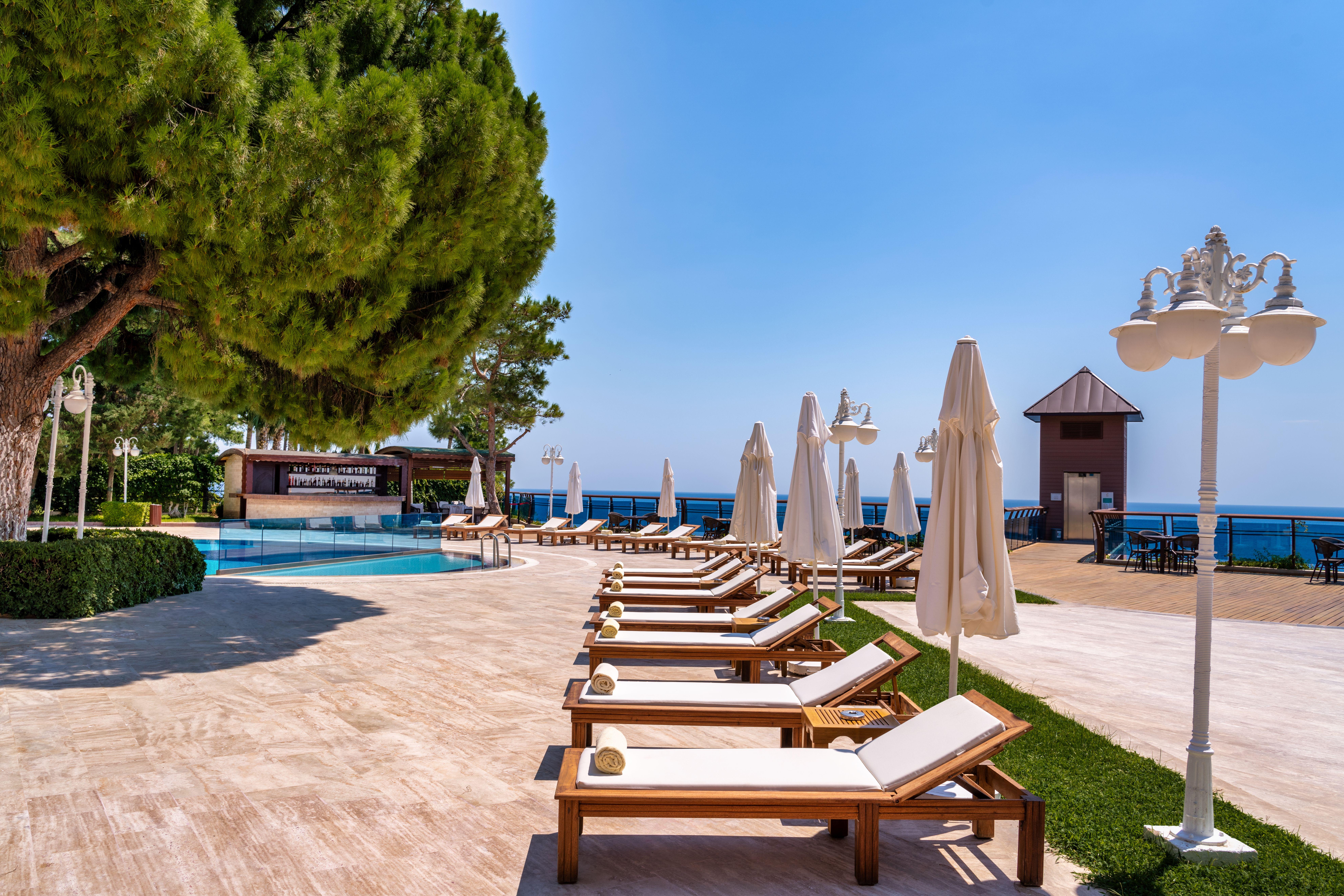 Oz Hotels Antalya Resort & Spa Adult Only 16 Exterior photo Pool at the Four Seasons Hotel Istanbul