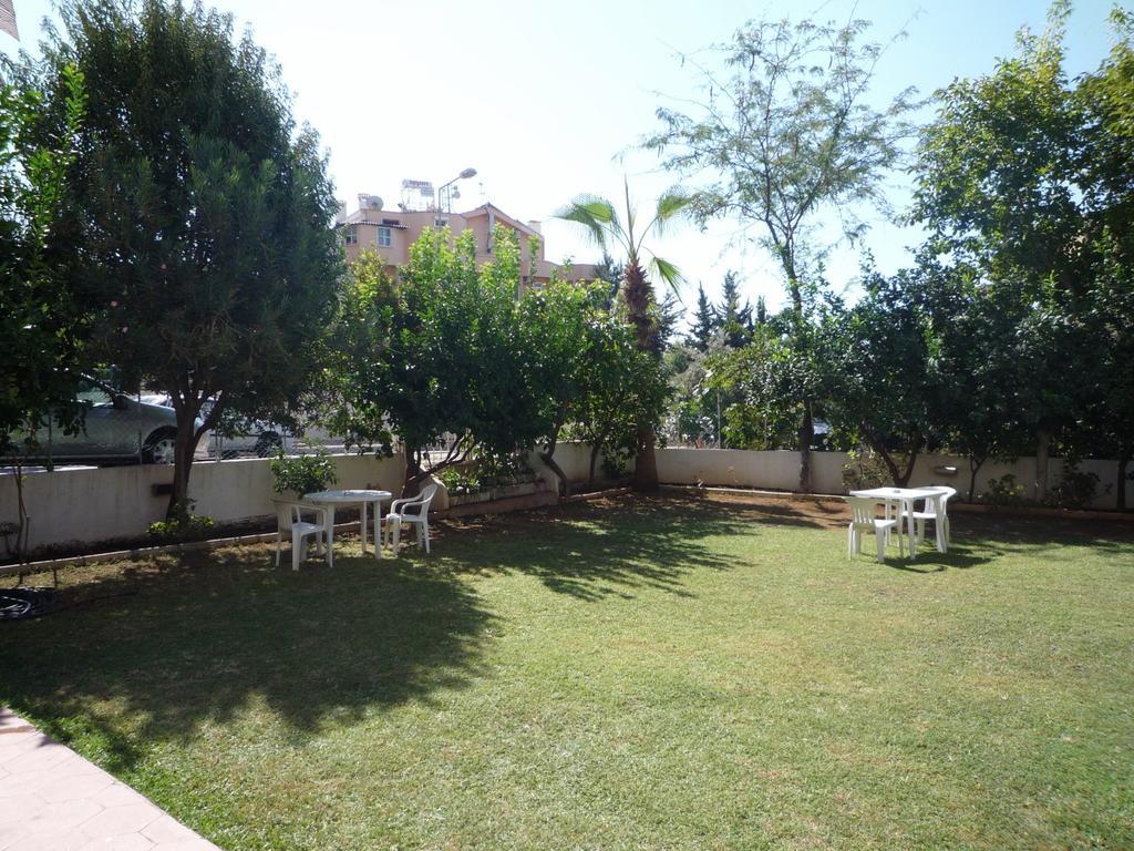 Oz Hotels Antalya Resort & Spa Adult Only 16 Exterior photo The garden of the school
